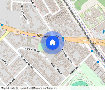 SPACIOUS AND STYLISH VILLA OPPOSITE LAUTERBACH RESERVE - Photo 1