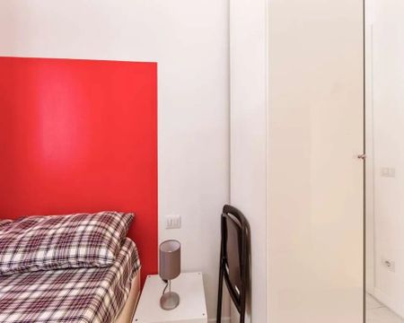 Via Pantigliate, Milan, Lombardy 20147 - Photo 2