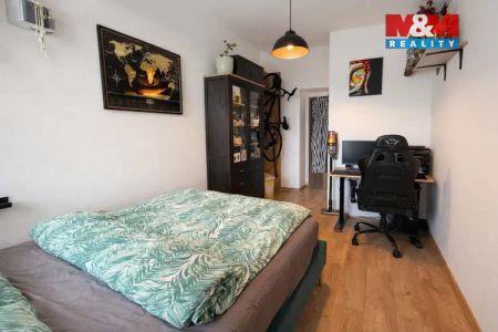 Pronájem bytu 2+kk v Praze, ul. Levá - Fotografie 4