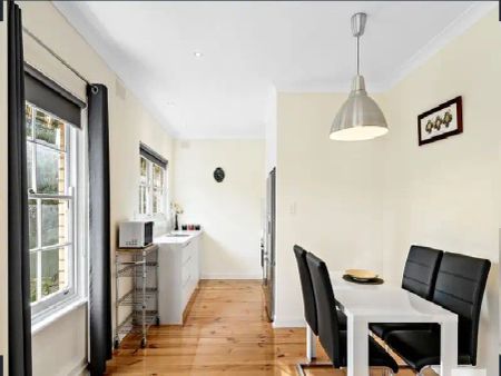 “Neat and Tidy Homette in a great location.” - Photo 4