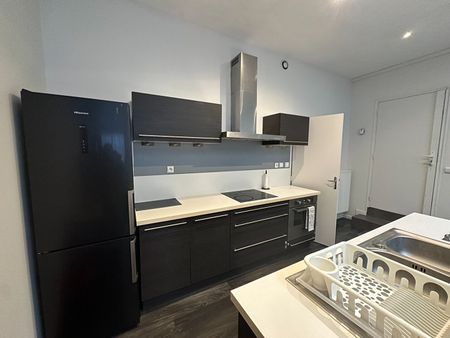 Location Appartement 3 pièces 76m² - Photo 5