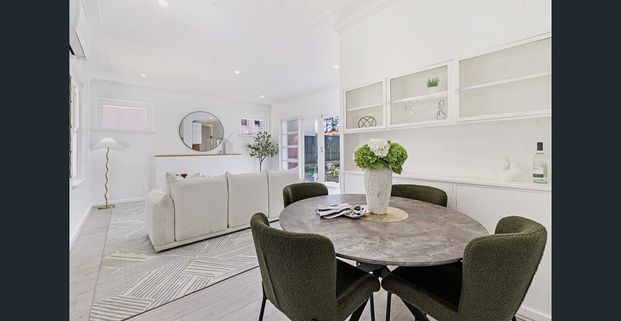 Spacious double brick family home - Photo 1