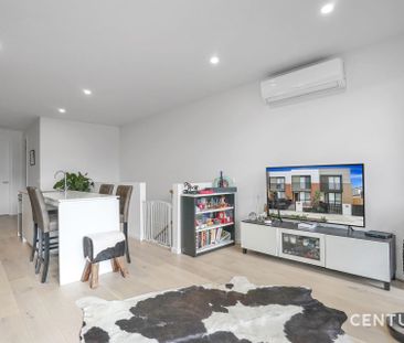 A Perfect Modern Day Family Home Located in Braybrook&excl;&excl; - Photo 6