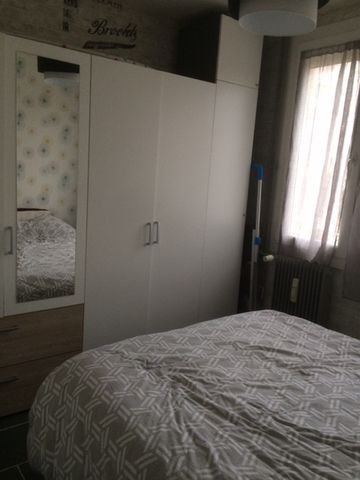 Location Appartement 2 pièces 35m² - Photo 2