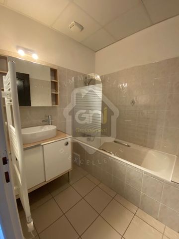 APPARTEMENT A LOUER ANCONE 3 PIECES 59 M² - Photo 2