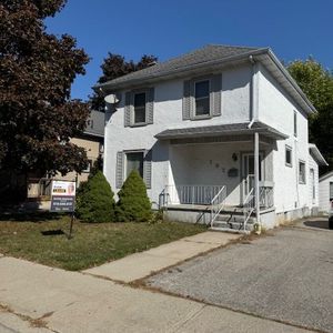 For Lease - 192 Rolph Street, Tillsonburg, Ontario - Photo 2