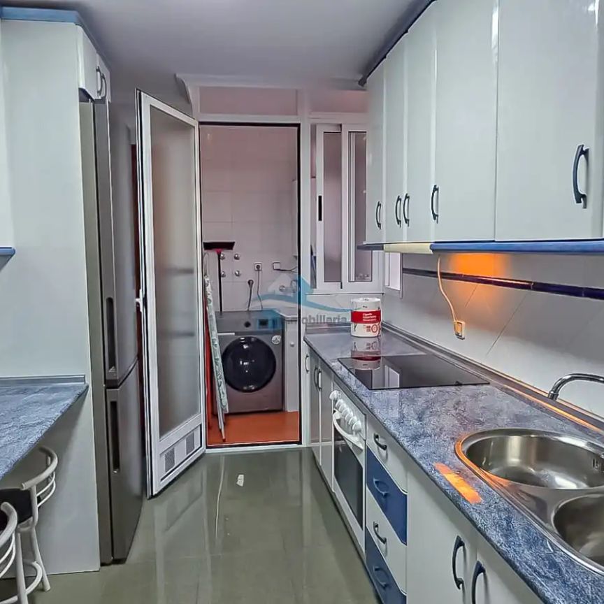 Piso de alquiler en Avenida de Andalucía, 2, Centro ciudad - Photo 1