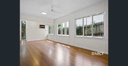 Fabulously Fresh in a Leafy Setting - Photo 2