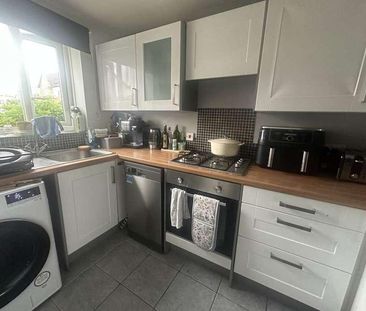 Hunt Close, Hawkinge, CT18 - Photo 5