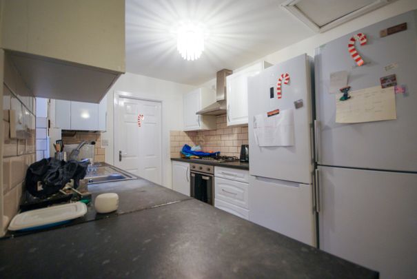 68 Hubert Road - Photo 1