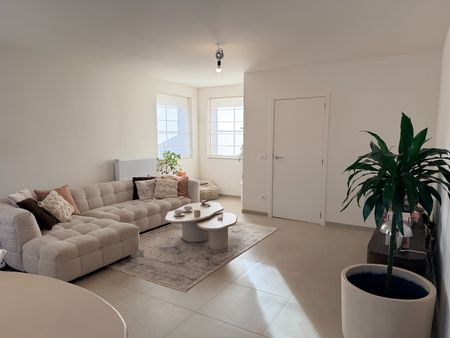 RECENTE nieuwbouwwoning met TUIN & GARAGE - Photo 3