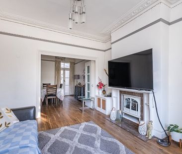 4 bedroom terraced house to rent - Photo 3