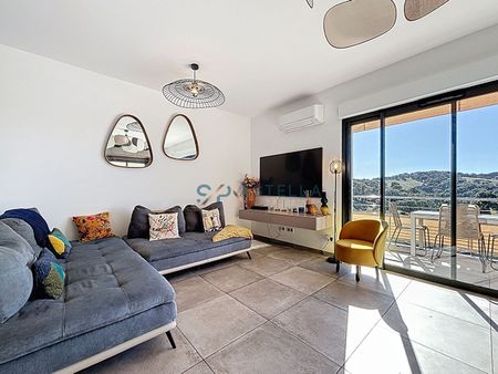 Charmant T3 en Souplex Meublé avec Double Terrasse et Vue Mer, - Photo 2