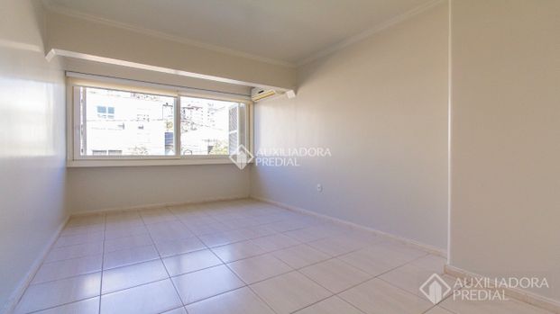 Apartamento com 3 quartos e 145m² para alugar em Floresta, Porto Alegre. - Foto 1