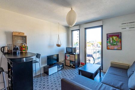 STUDIO MEUBLE avec parking en sous-sol - Photo 4