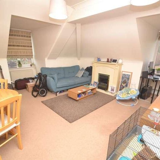 Poole, BH14 - Photo 1