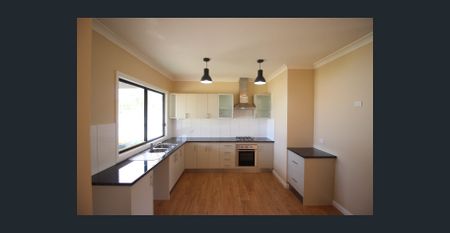 Three Bedroom Home - Photo 3