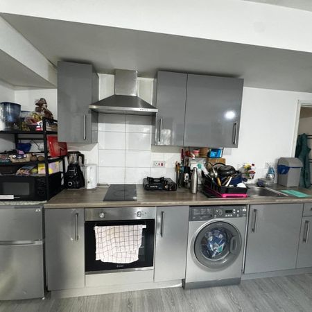 1 Bed Flat, London Road, L3 - Photo 3