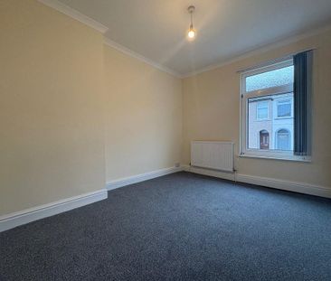 3 bedroom terraced house to rent - Photo 6