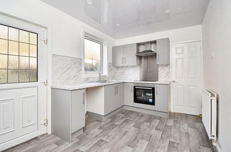 3 bedroom terraced house to rent - Photo 4