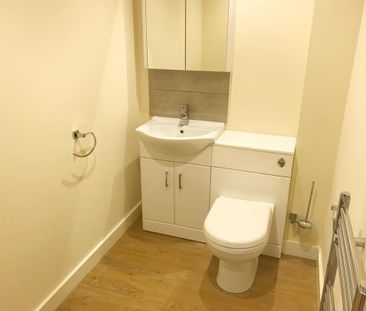 3 bedroom terraced house to rent - Photo 5