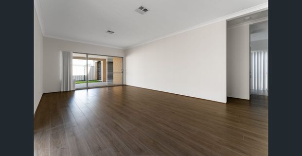 Stunning New Home at 17 Broadwater Avenue, Anketell - Photo 1