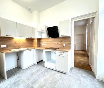 Location Appartement 4 pièces 93m² - Photo 6