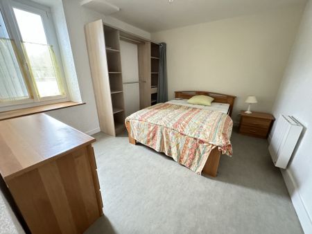 T2 Meublé centre de Villars-les-Dombes - Photo 2