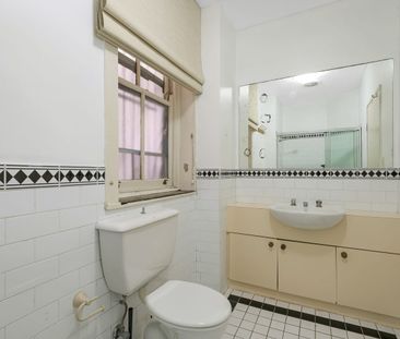 STUDIO APARTMENT AT THE WESTBURY DARLINGHURST - Photo 6