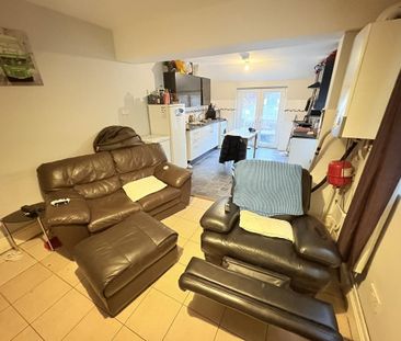 5 bedroom house share to rent - Photo 4