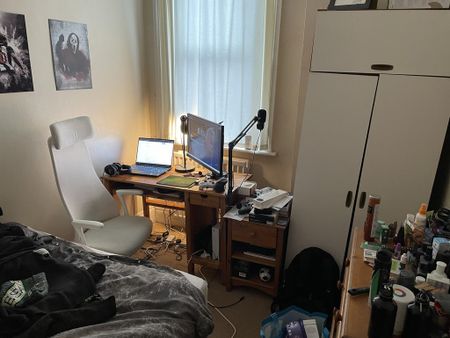 2 bedroom flat to rent - Photo 2