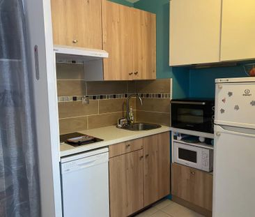Location Appartement 1 pièce 28m² LA CIOTAT 13600 - Photo 4