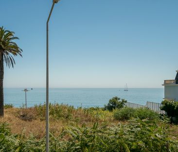 Moradia geminada de tipologia T3+1 para arrendar com móveis no Estoril - Photo 5