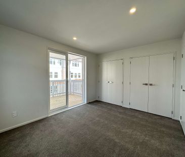 4 Bedroom Townhouse Price reduced in the Center Avondale - Photo 1