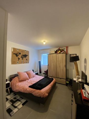 Location Appartement 2 pièces 45m² EYSINES 33320 - Photo 5