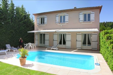 VILLA LES MILLES - 5 pièce(s) - 112 m2 - Photo 2