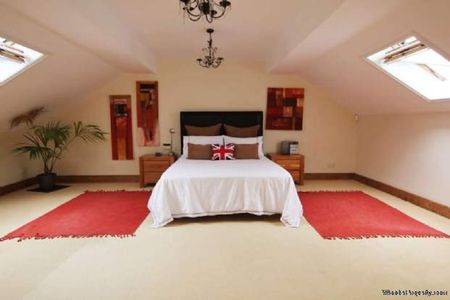 4 bedroom property to rent in Reading - Photo 3