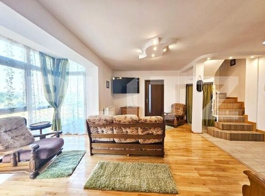 Apartament cu 10 camere, 200 mp, ideal pentru firma cu angajați, zona Borhanci - Photo 1