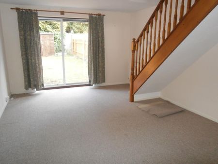2 bedroom terraced house to rent - Photo 3
