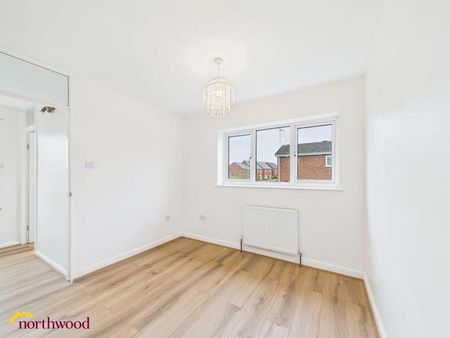 Bridle Close, Banbury, OX16 - Photo 2