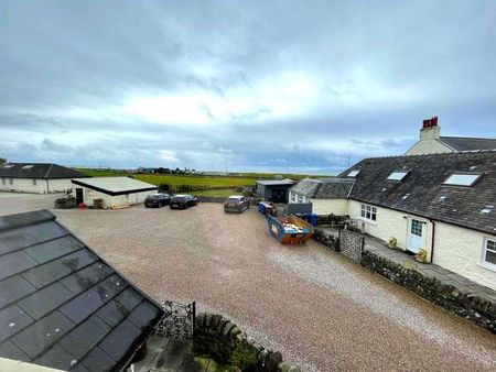 Chapelton Mains, Seamill, North Ayrshire, KA23 - Photo 4