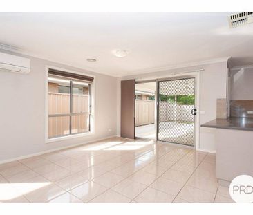 FAMILY HOME IN QUIET COURT! - Photo 1