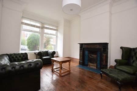 7, De Lacy Mount, Kirkstall, Leeds, West Yorkshire, LS5 3JF - Photo 4