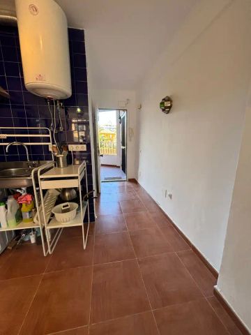 Apartamento de alquiler en Avenida de Benyamina, Playamar - Benyamina - Photo 3