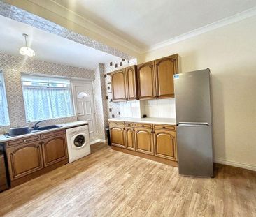 2 bed terraced house to rent in NE24 - Photo 6