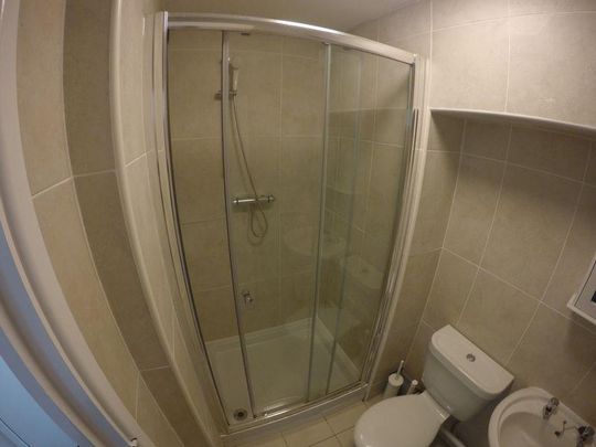 4 bedroom apartment to rent - Photo 1