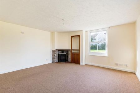 3 bedroom detached house to rent - Photo 2
