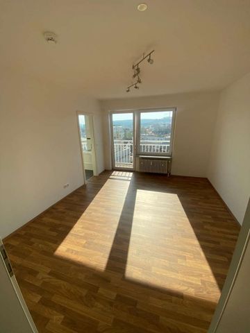 Penthouse-Maisonette-Wohnung (4 Zimmer) mit großem Balkon direkt in der Innenstadt - Foto 4