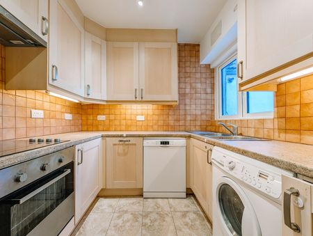 3 Bed Flat, Ashbourne Avenue, NW11 - Photo 4