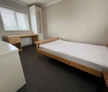 Abbott Close, Bournemouth, Dorset, BH9 - Photo 2